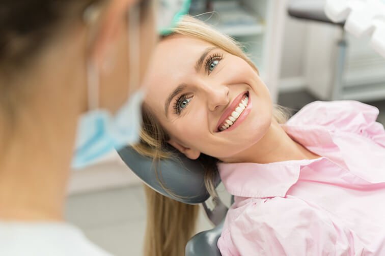 illustration of veneers